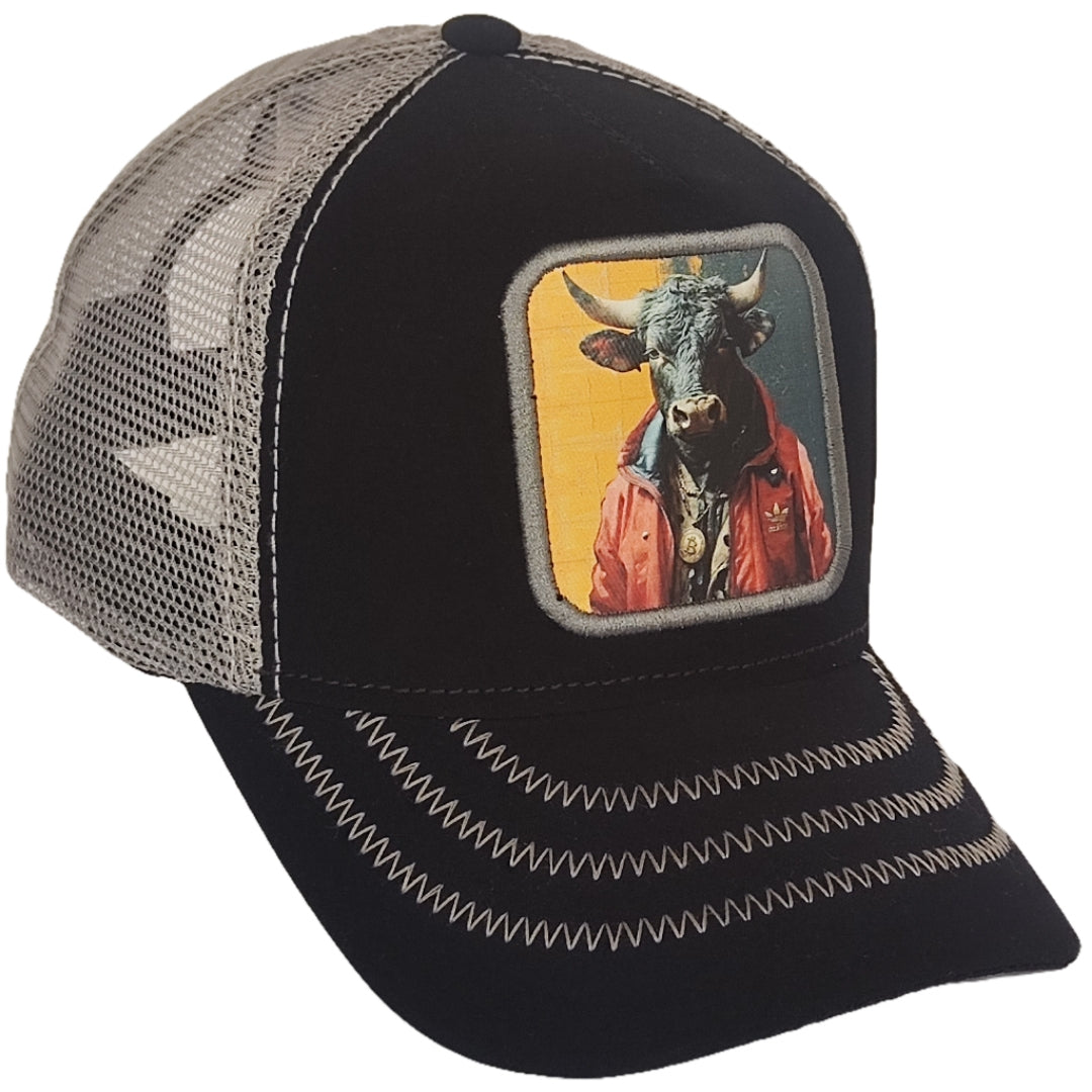 gorra para hombre negra con un toro