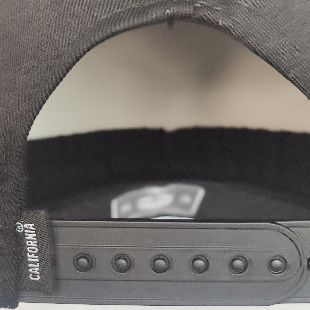 gorra negra california no internet bordada