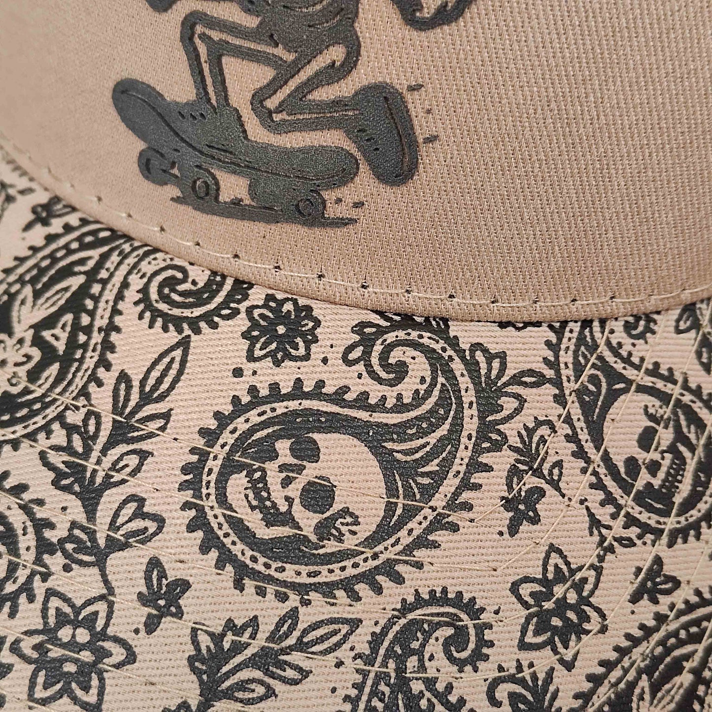 gorra para hombre beige