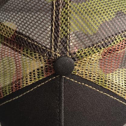 gorra california caps con malla camuflada