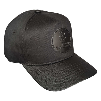 gorra negra para hombre con visera en cuero negro